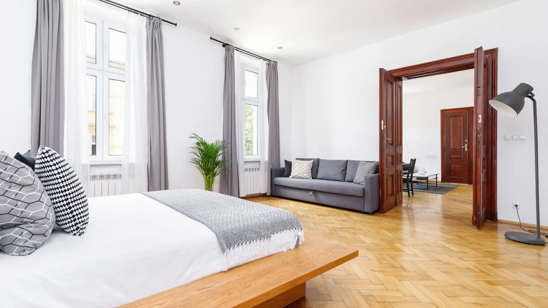 קרקוב Two Bedroom Apartment - Dietla 51 Street
